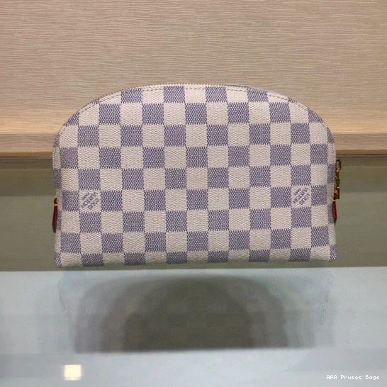 AAA Replica Ru POUCH LOUIS COSMETIC GM VUITTON 0823